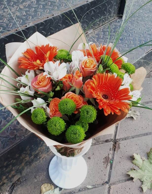 Букет цветов из: Герберы, Хризантемы, Альстромерии и Розы в Огуднево
