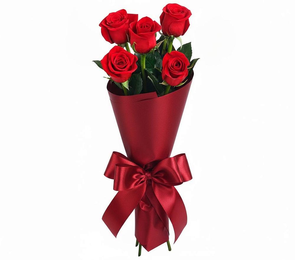 Букет 5 Красных роз Эдлесс Лав в Огуднево
