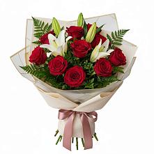 Букет цветов из:  Лилии и Розы в Огуднево