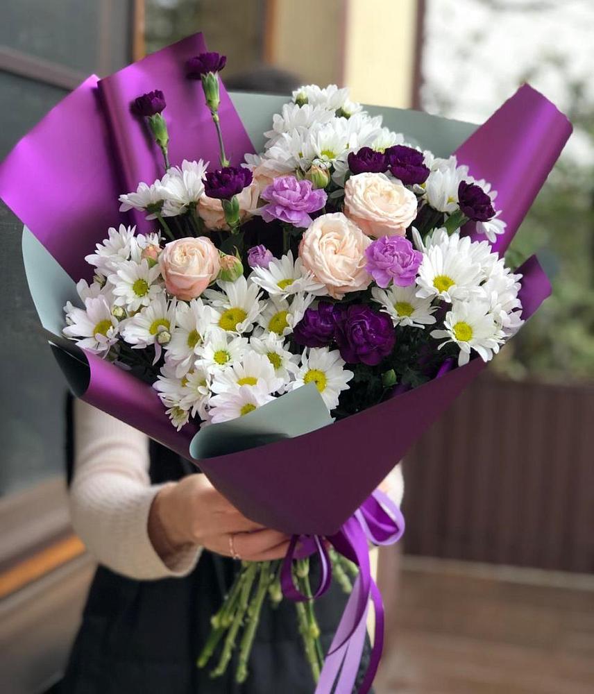 Букет цветов из: Хризантемы, Гвоздики и Розы в Огуднево