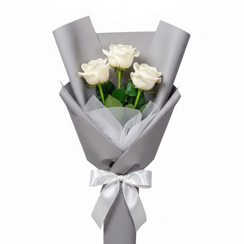 Букет 3 белые розы в Огуднево