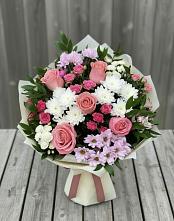 Букет цветов из:  Альстромерии, Гвоздики, Розы и Хризантемы в Огуднево