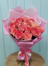 Букет 15 Розовых роз Равель в Огуднево