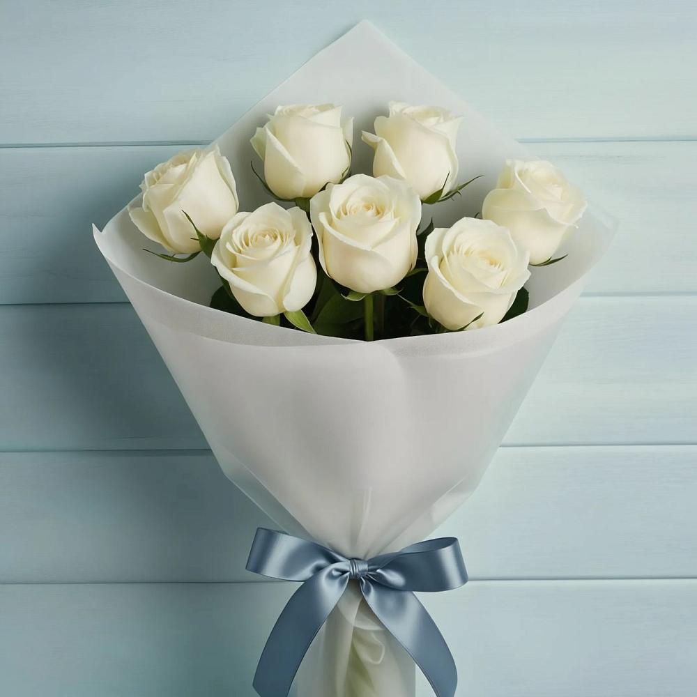 Букет 7 Белых роз Эдлесс Лав в Огуднево