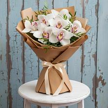 Букет цветов из:  Орхидеи и Розы в Огуднево